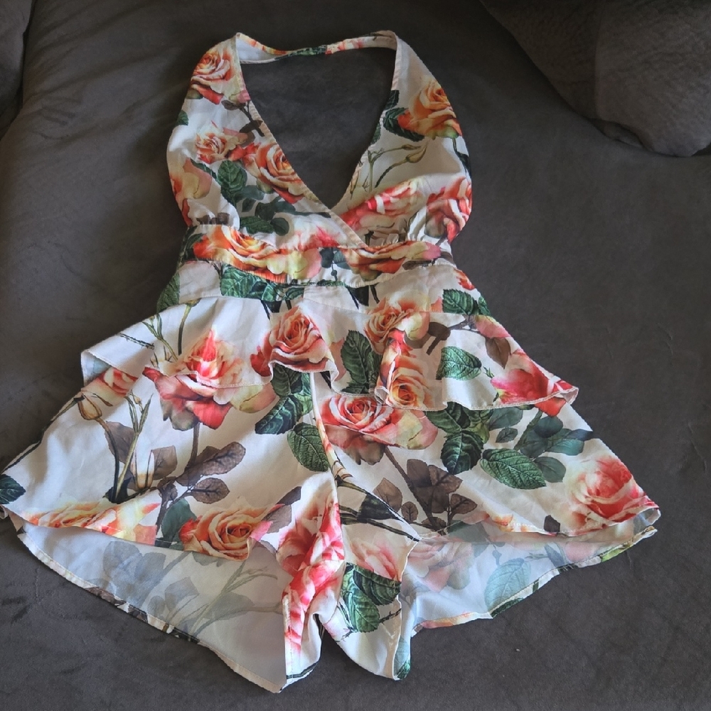PrettyLittleThing Rose Print Dress